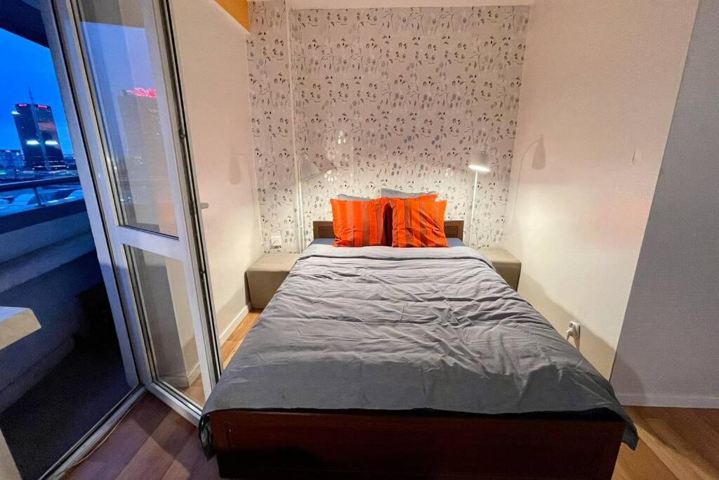 Orange Metro Fast Wifi 1Gbs Big Tv Hbo Appletv Apartman Varsó Kültér fotó