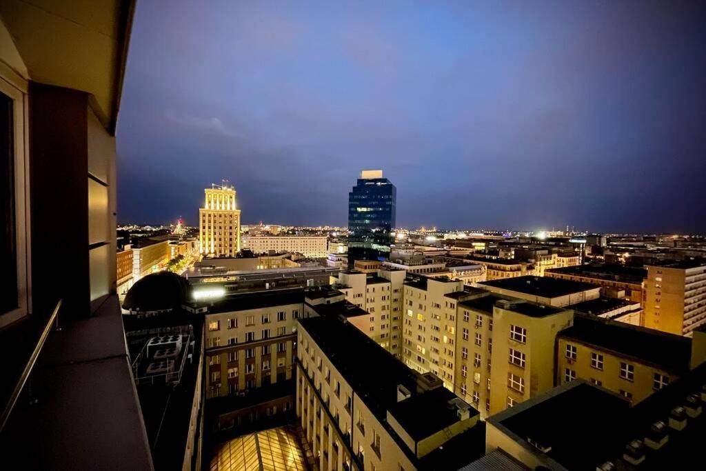 Orange Metro Fast Wifi 1Gbs Big Tv Hbo Appletv Apartman Varsó Kültér fotó